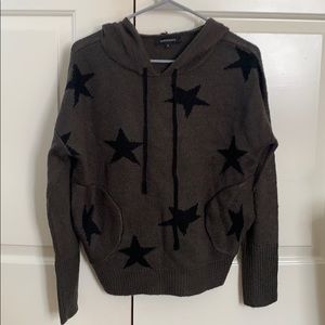 Star Hoodie- Grey